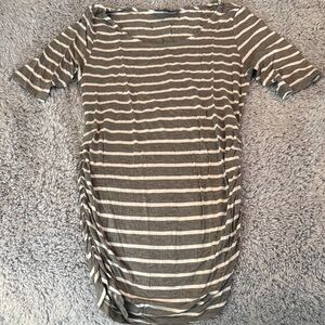 A Pea in the Pod Gray and White Striped Maternity Top